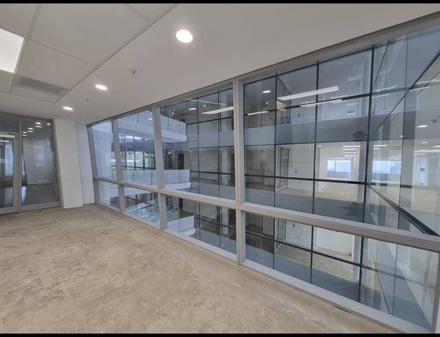 1,753M² OFFICE TO LET IN SANDTON CENTRAL